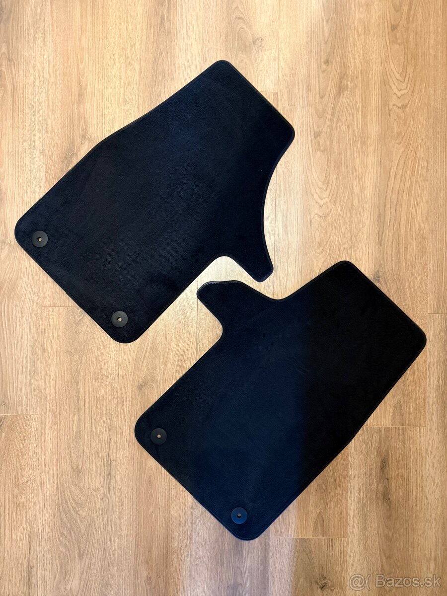 OEM predné velúrove koberce VW T5, T6, T6.1