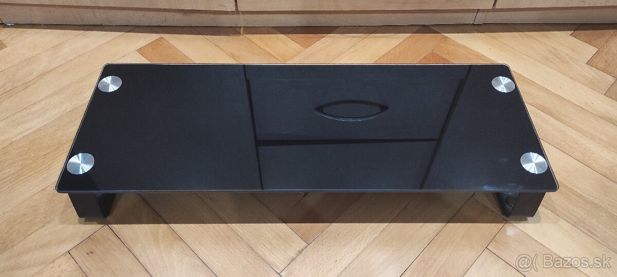 Podstavec pod monitor