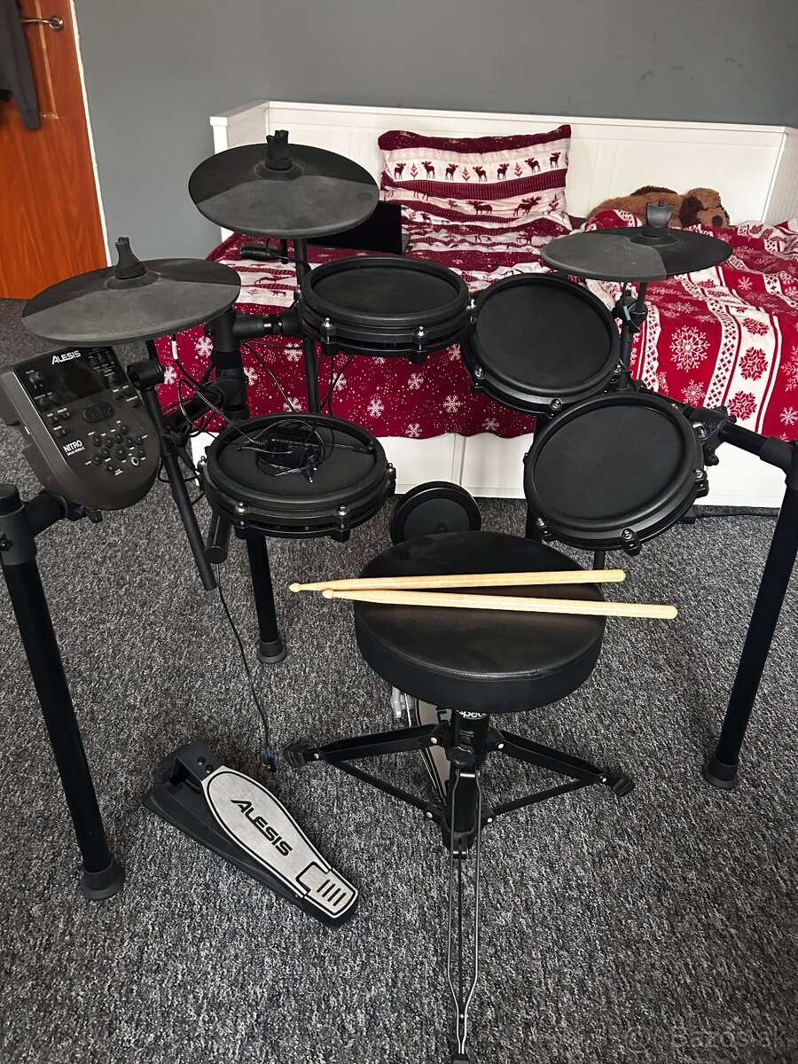 Elektronické bicie Nitro Mesh Kit Alesis