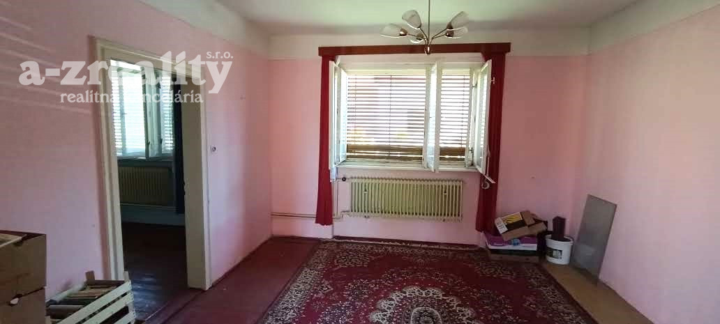 Na predaj starší rodinný dom v Nových Zámkoch