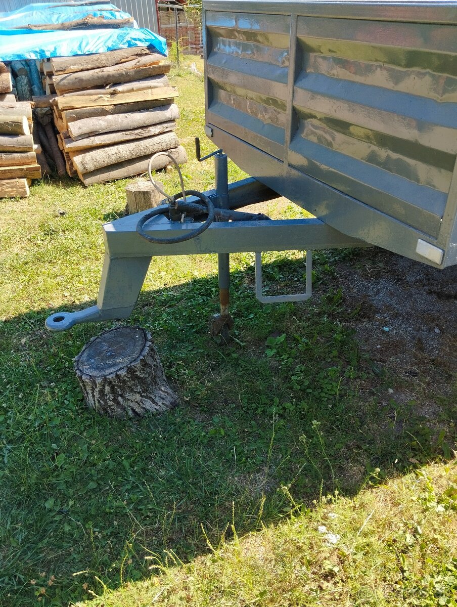 Vlečka za malotraktor