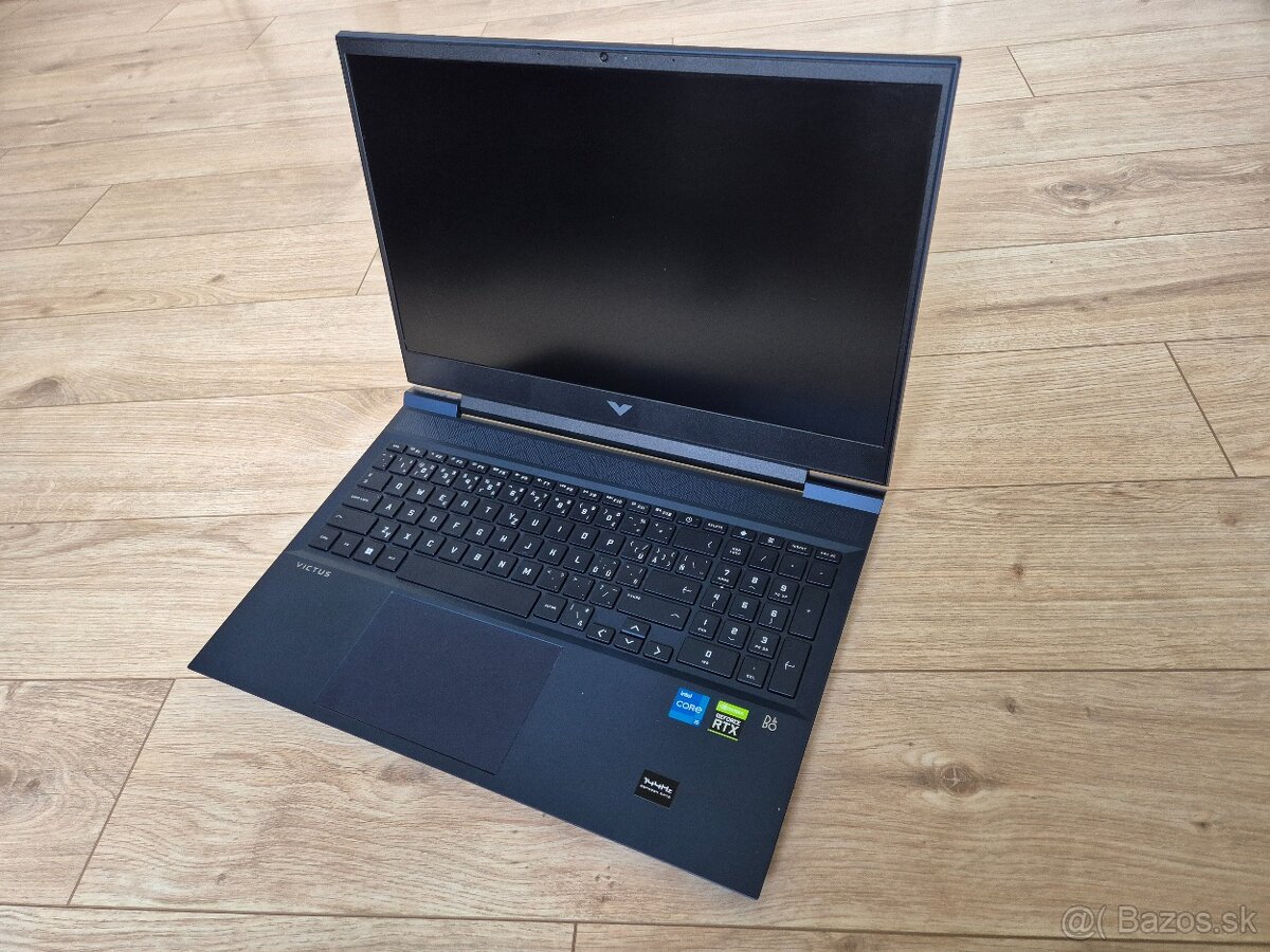 Hp VICTUS 16" RTX3060 i5