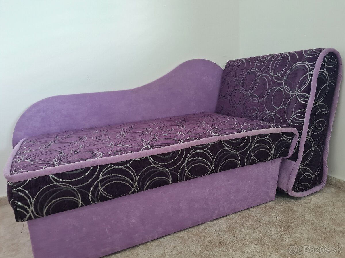 postel / sedacia cca 2m x 80cm