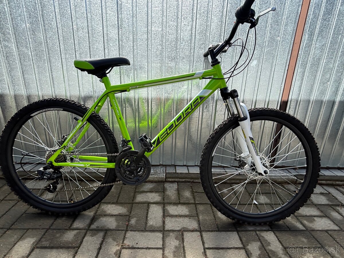 Horský bicykel Vedora MTB 26” kriklavo zelený