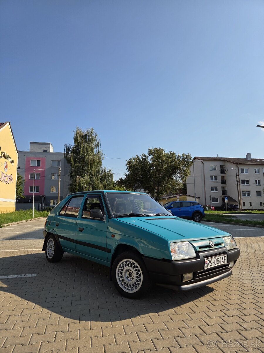 Škoda Favorit 135LX