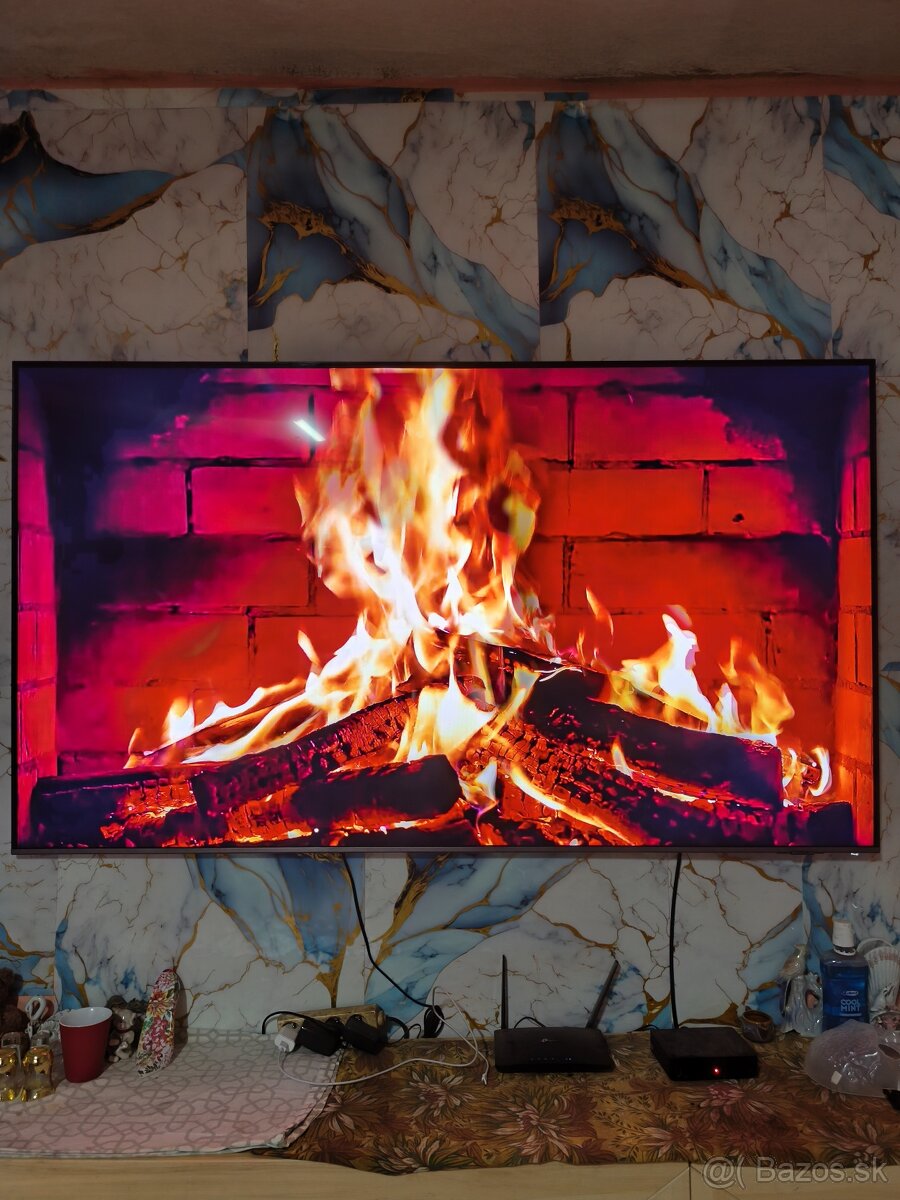 SAMSUNG QLED 75