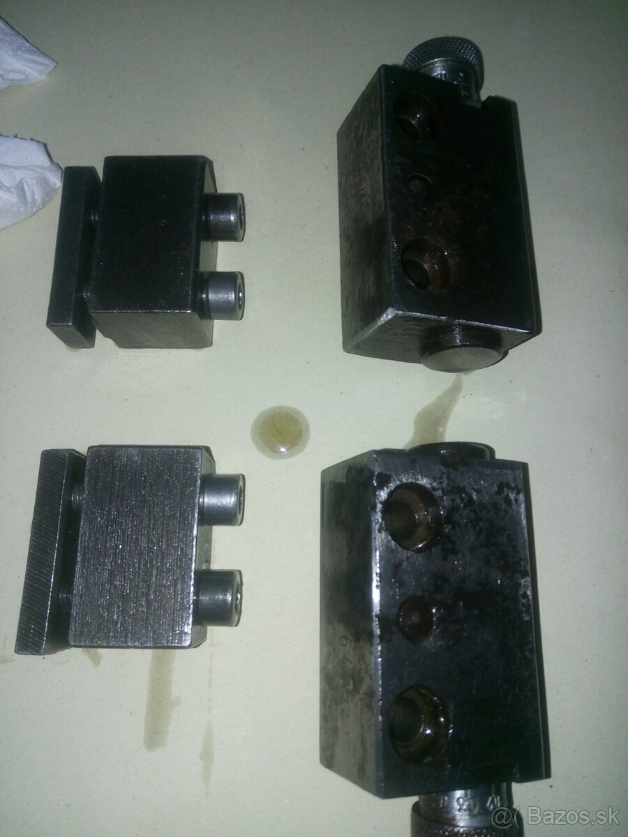 SV18RA, dorazy+excetr.klzatko a držiak