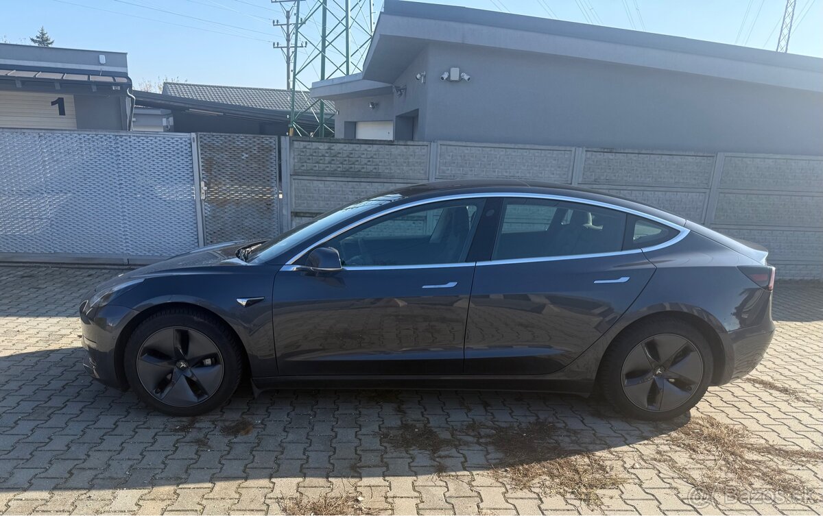 Tesla Model 3 Dual Motor Long Range 56000km