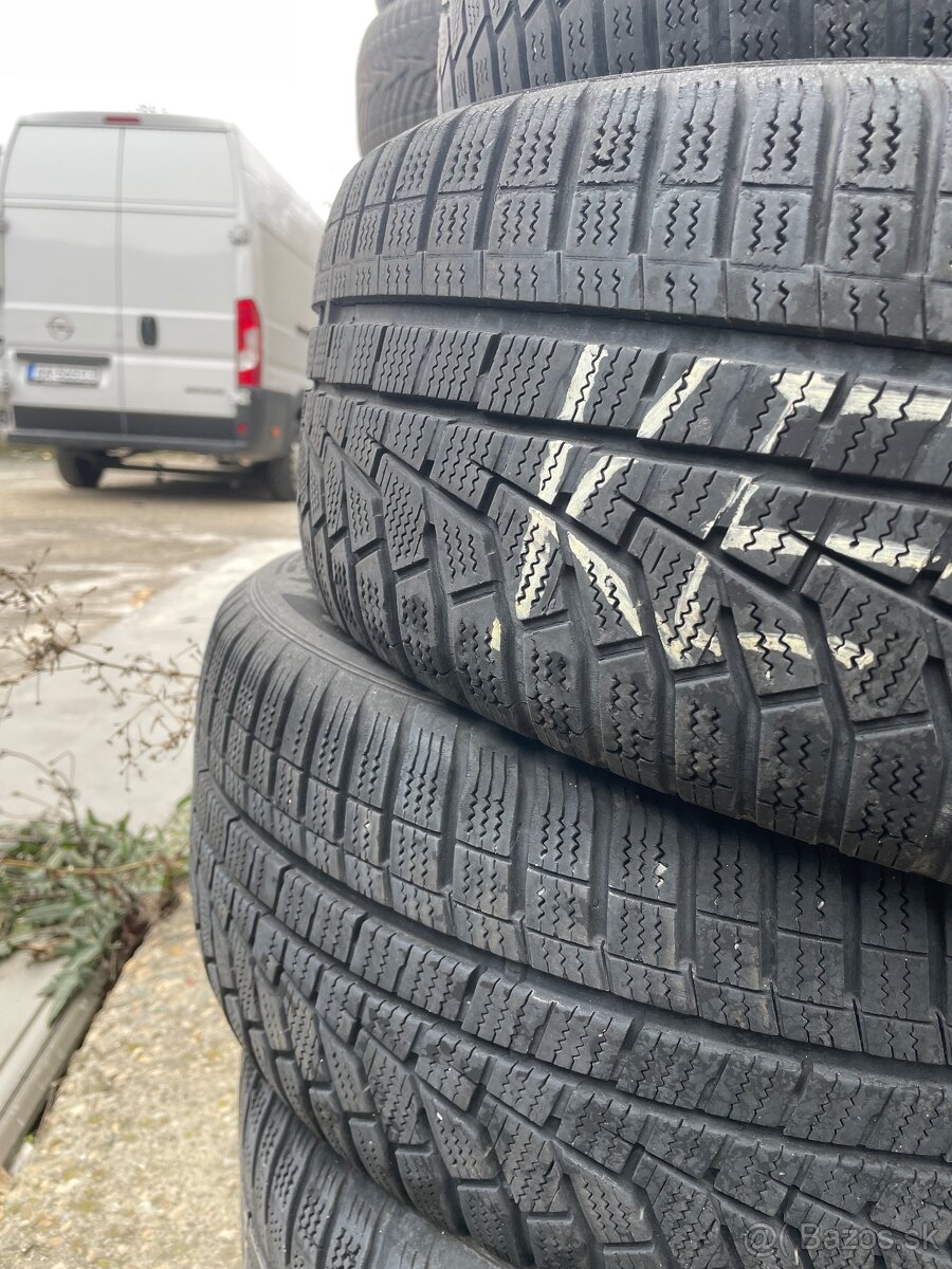 225/60 R17 zimné Hankook