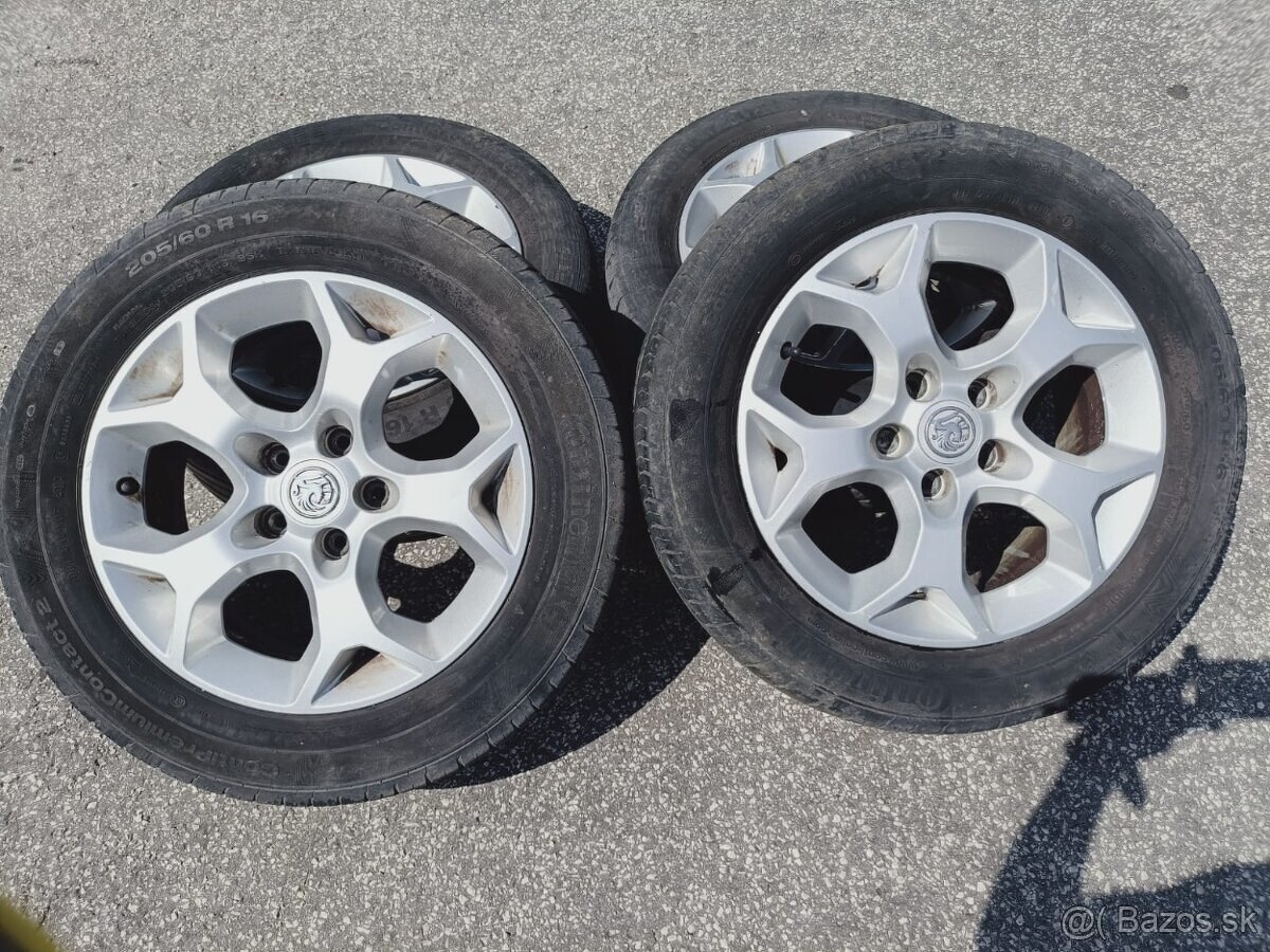 26. Vauxhall Alu disky 205/60 R16