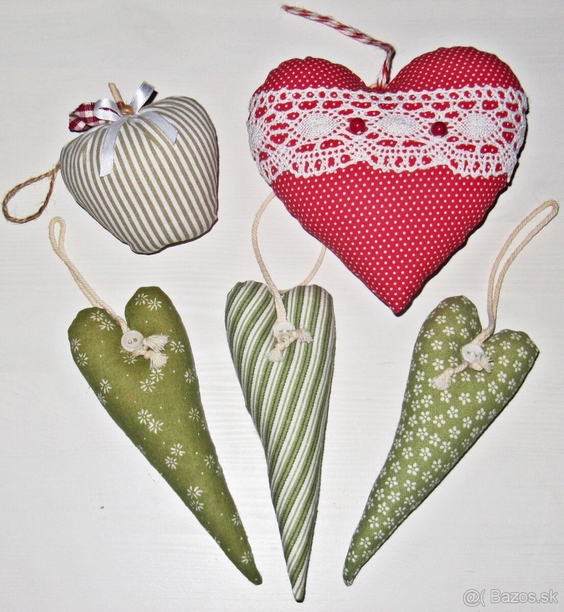 Šité dekorácie - sada 5 kusov