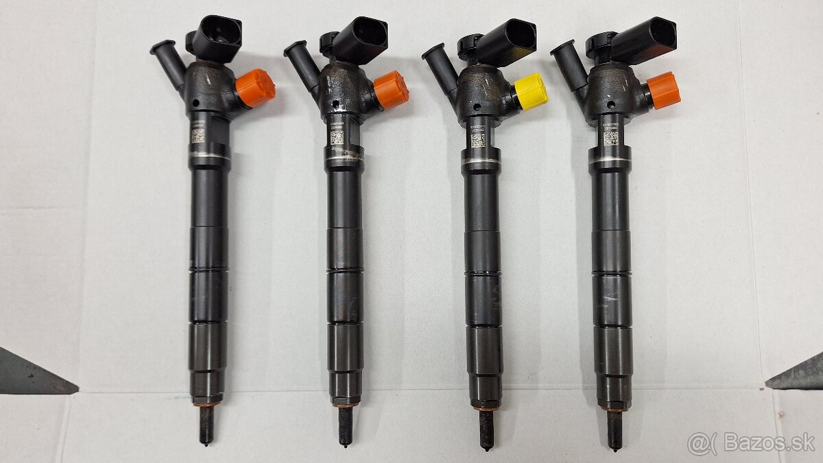 Vstrekovače 04L130277D