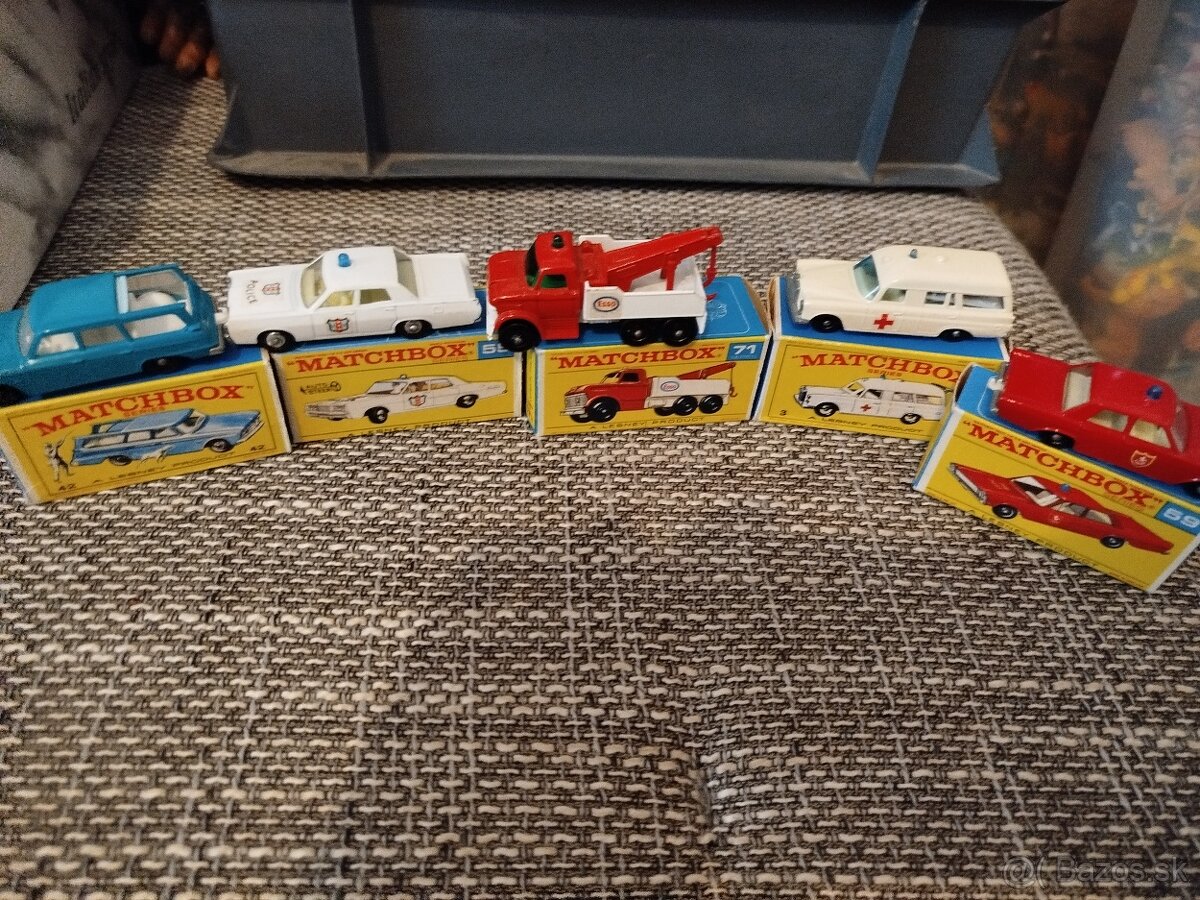 Autíčka matchbox zberateľské