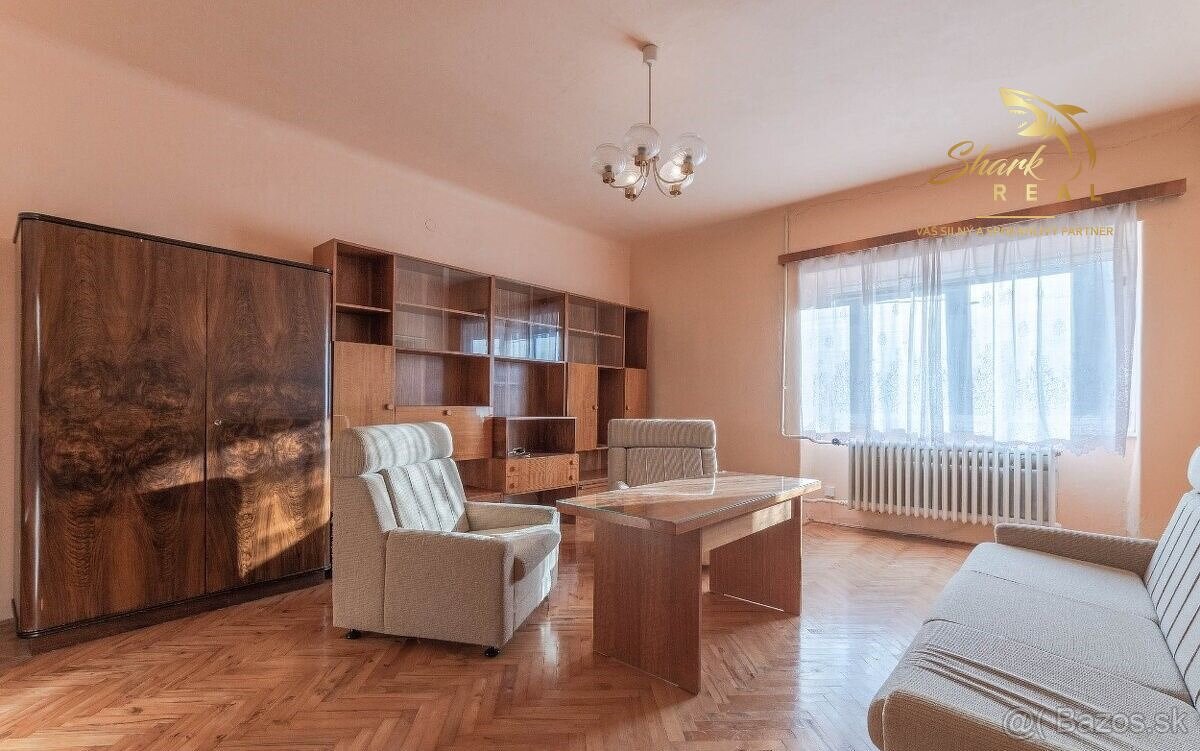 Priestranný rodinný dom s veľkou záhradou v TOP lokalite