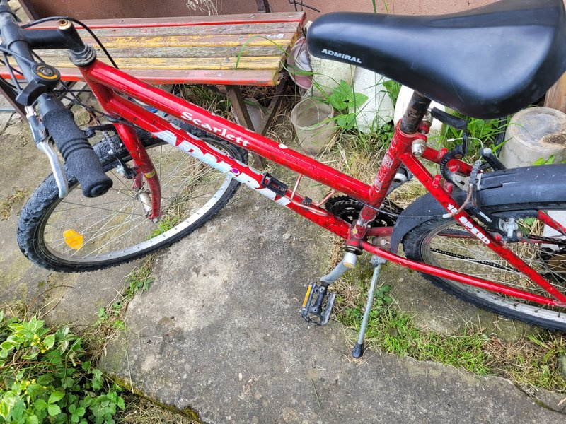 Starší horský bicykel Scarlett Admiral 26"
