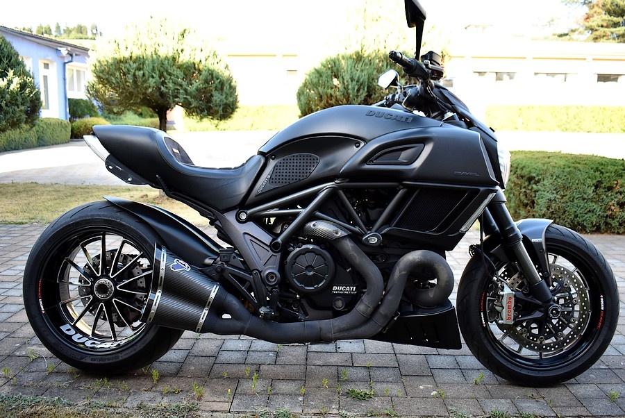 Taliansky Dynamit - Ducati X Diavel carbon 1200 r. 2015