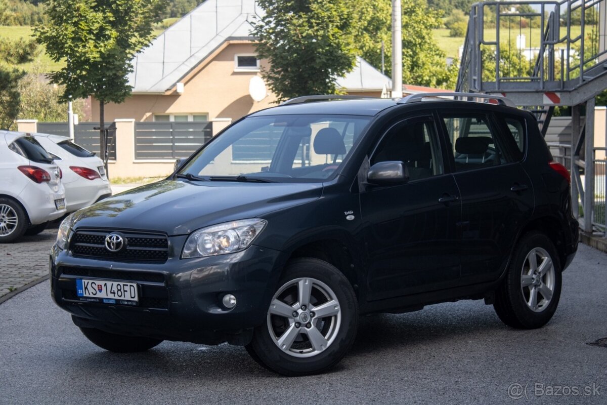 Toyota RAV4 2.2 D-4D 135 Sol