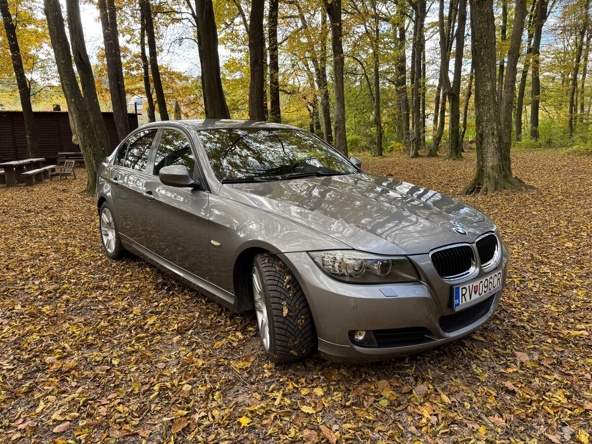 BMW E90 318i