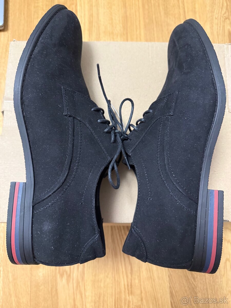 Elegantné pánske topánky