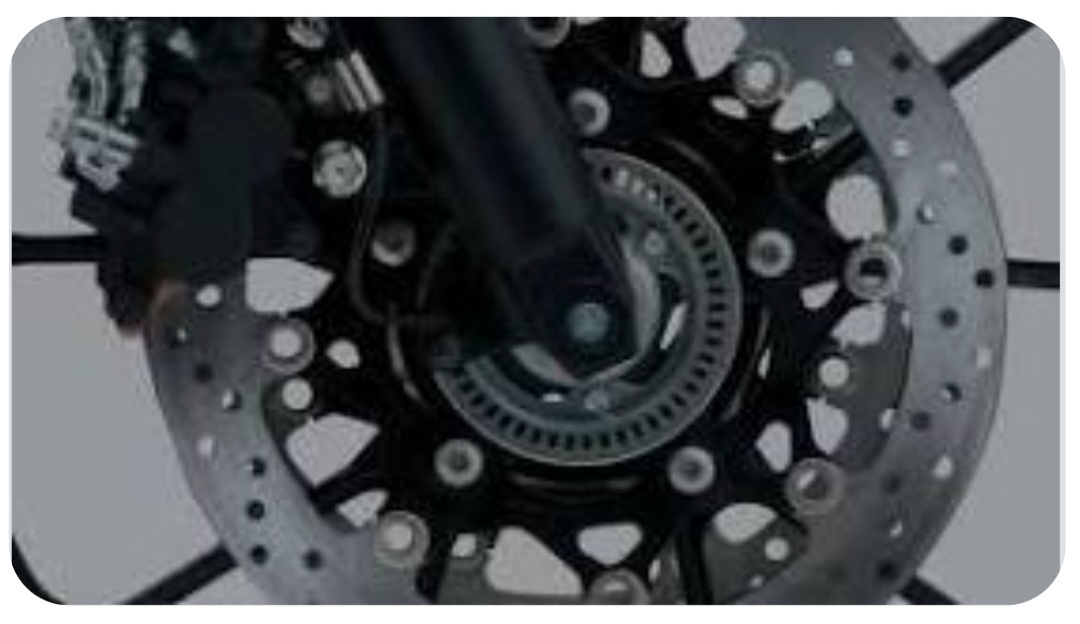 kupim cestovnu motorku