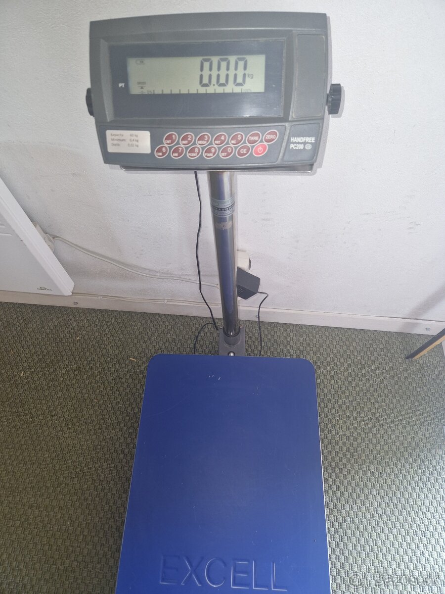 Digitálna plošinová váha Premova S1