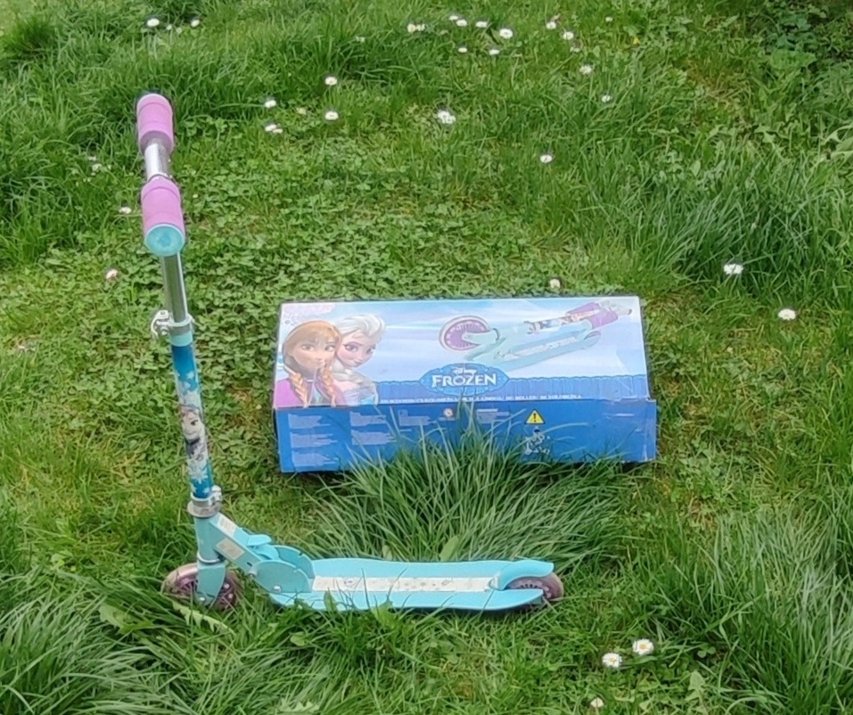Detská kolobežka Frozen