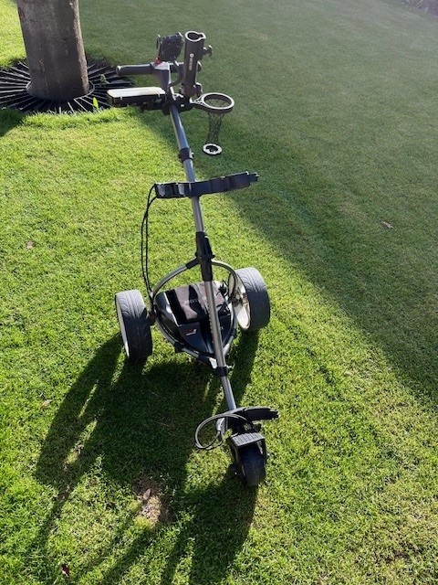 Golfovy elektrický vozík Motocaddy