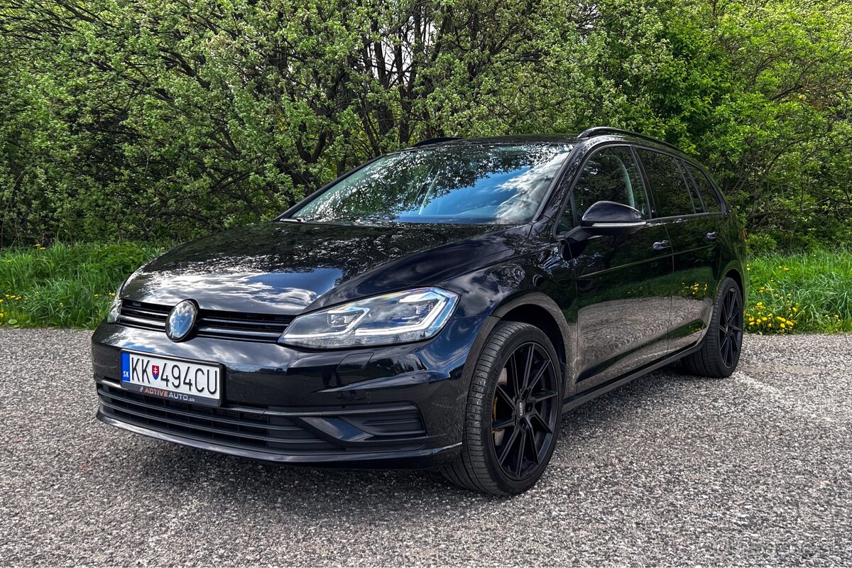 Volkswagen Golf Variant 2.0 TDI –/ Výbava SOUND / Automat