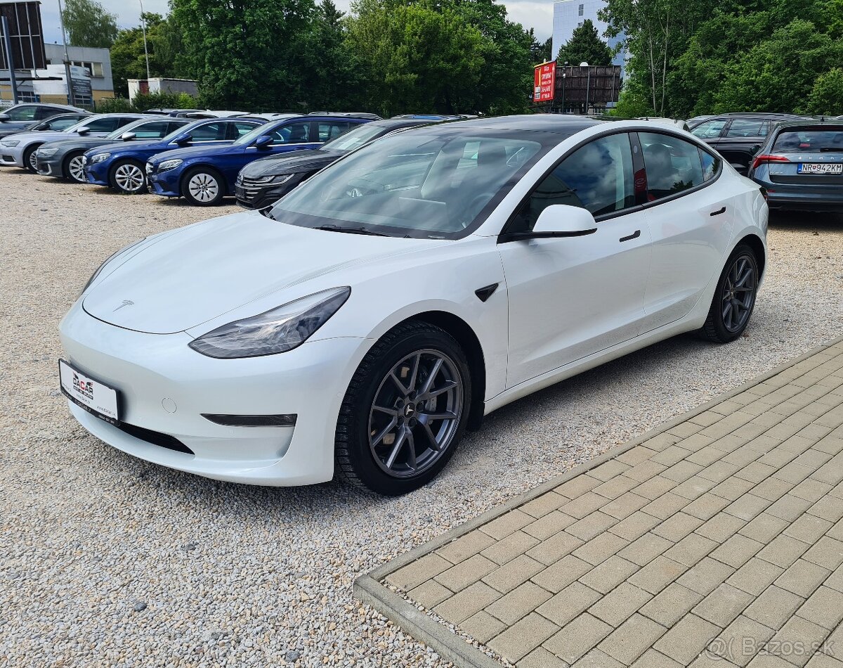 TESLA MODEL 3 LONG RANGE AWD