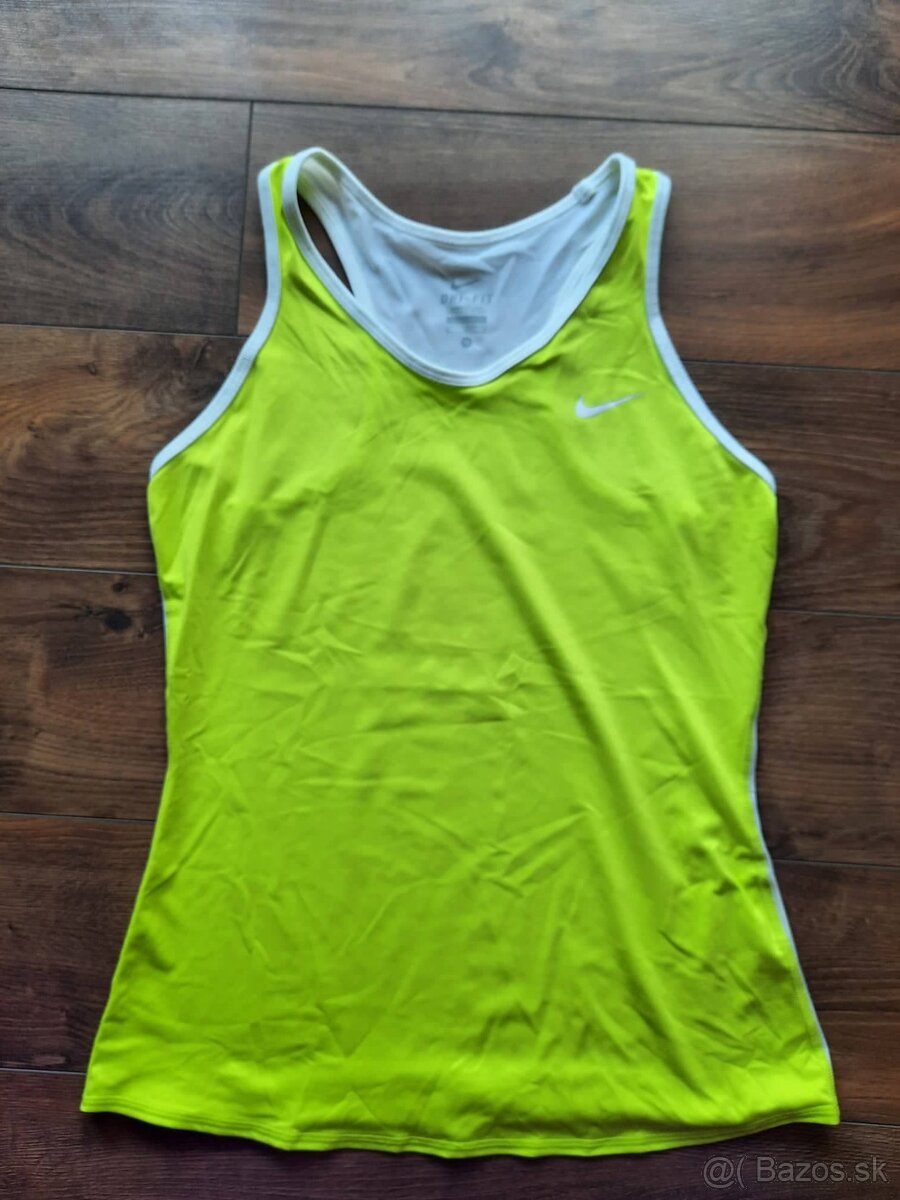 Nike tielko