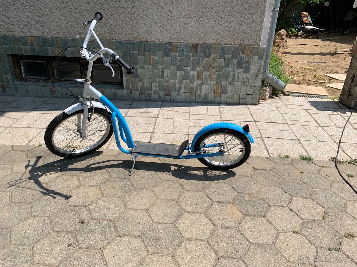 Kolobežka Teko
