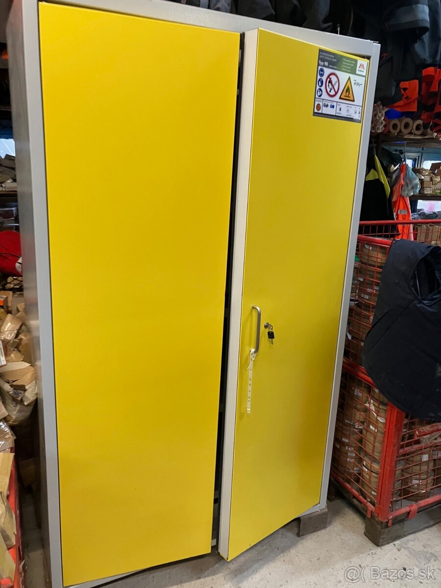 predam protipoziarnu skrinu