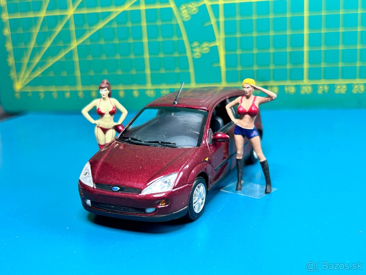 Ford Focus 1. Generácie 1:43 Minichamps