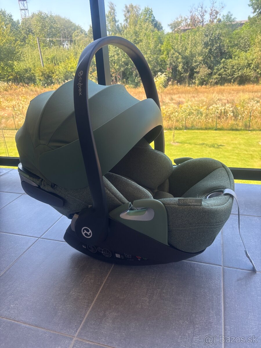 CYBEX Cloud T i-Size Plus