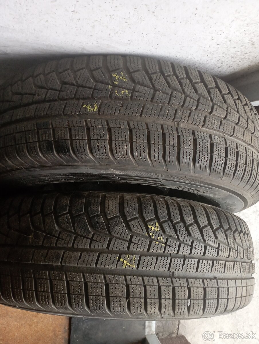 2ks zimné 235/75R15 Hankook