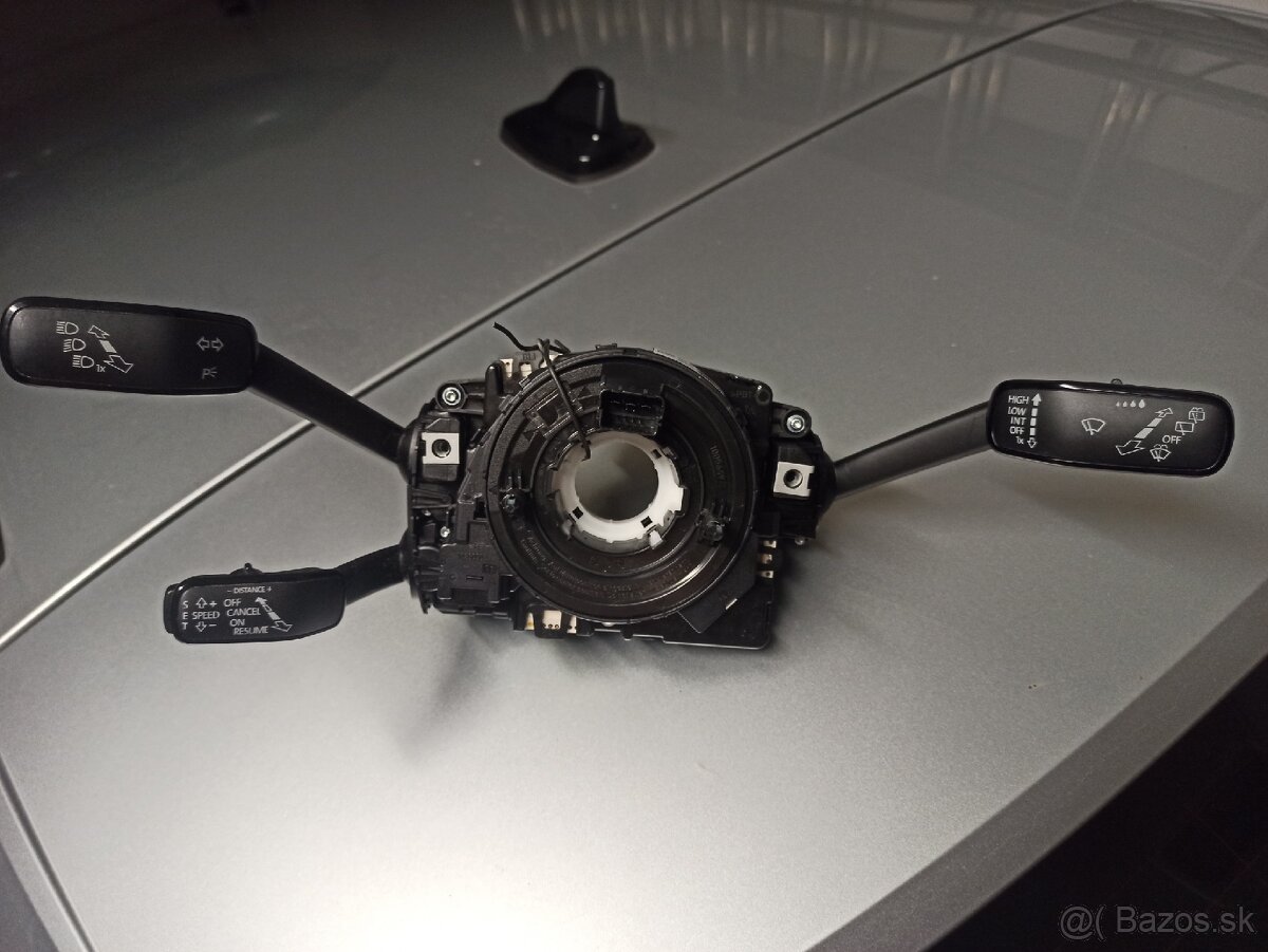 Páčky volantu / volantový krúžok Octavia 4 - 2022.