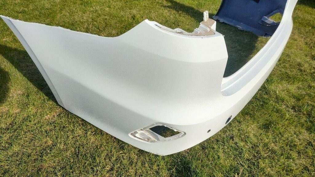 Kia Ceed 3 III CD Combi 2018 - 2021 zadny naraznik