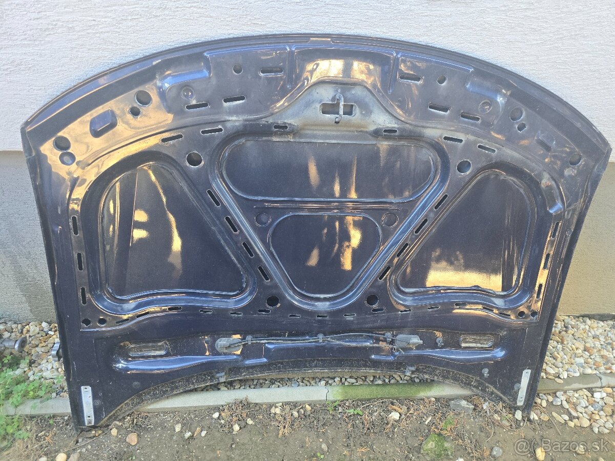 Passat b5 predna kapota