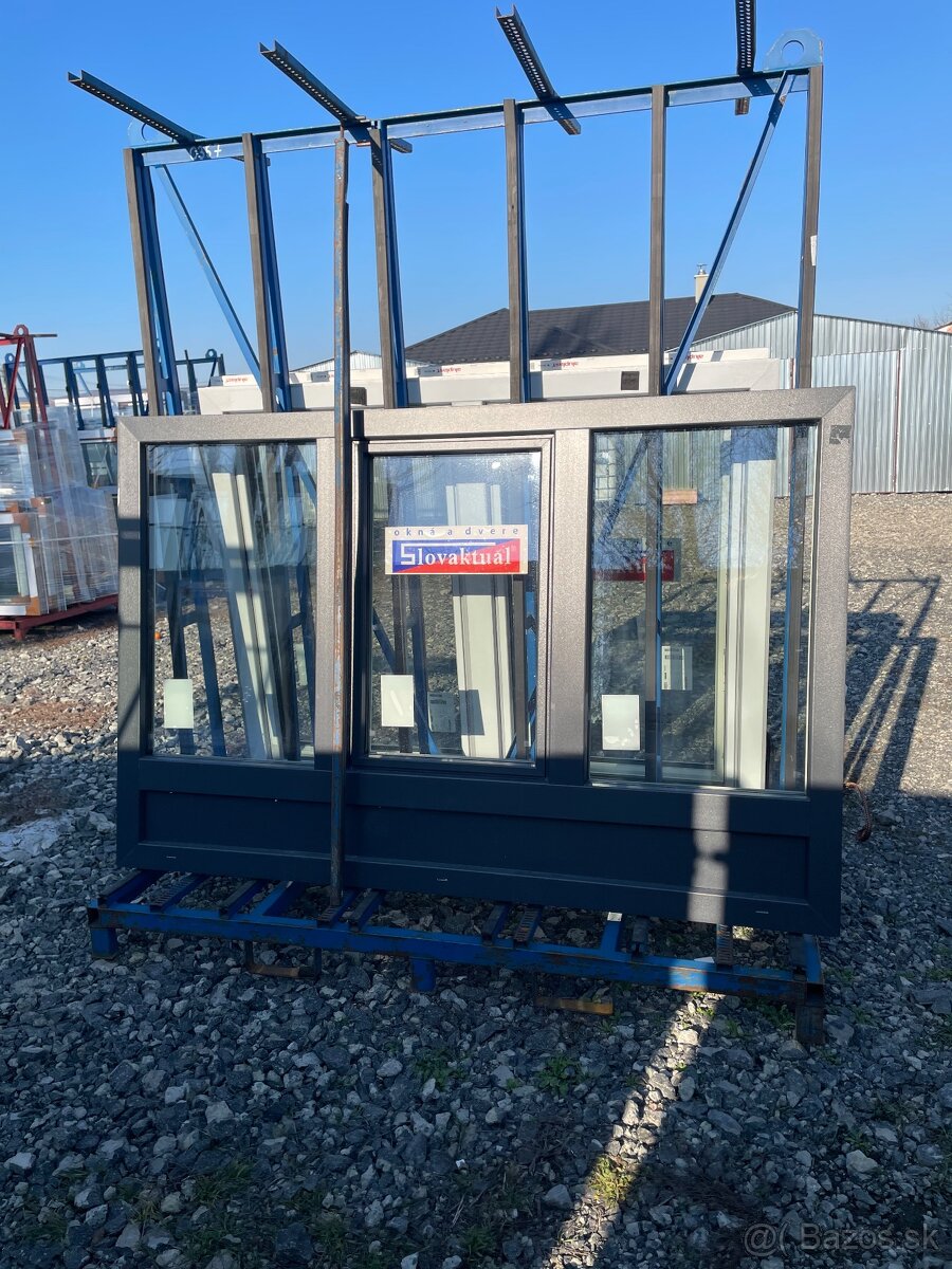 Okno 206 x 135 antracit