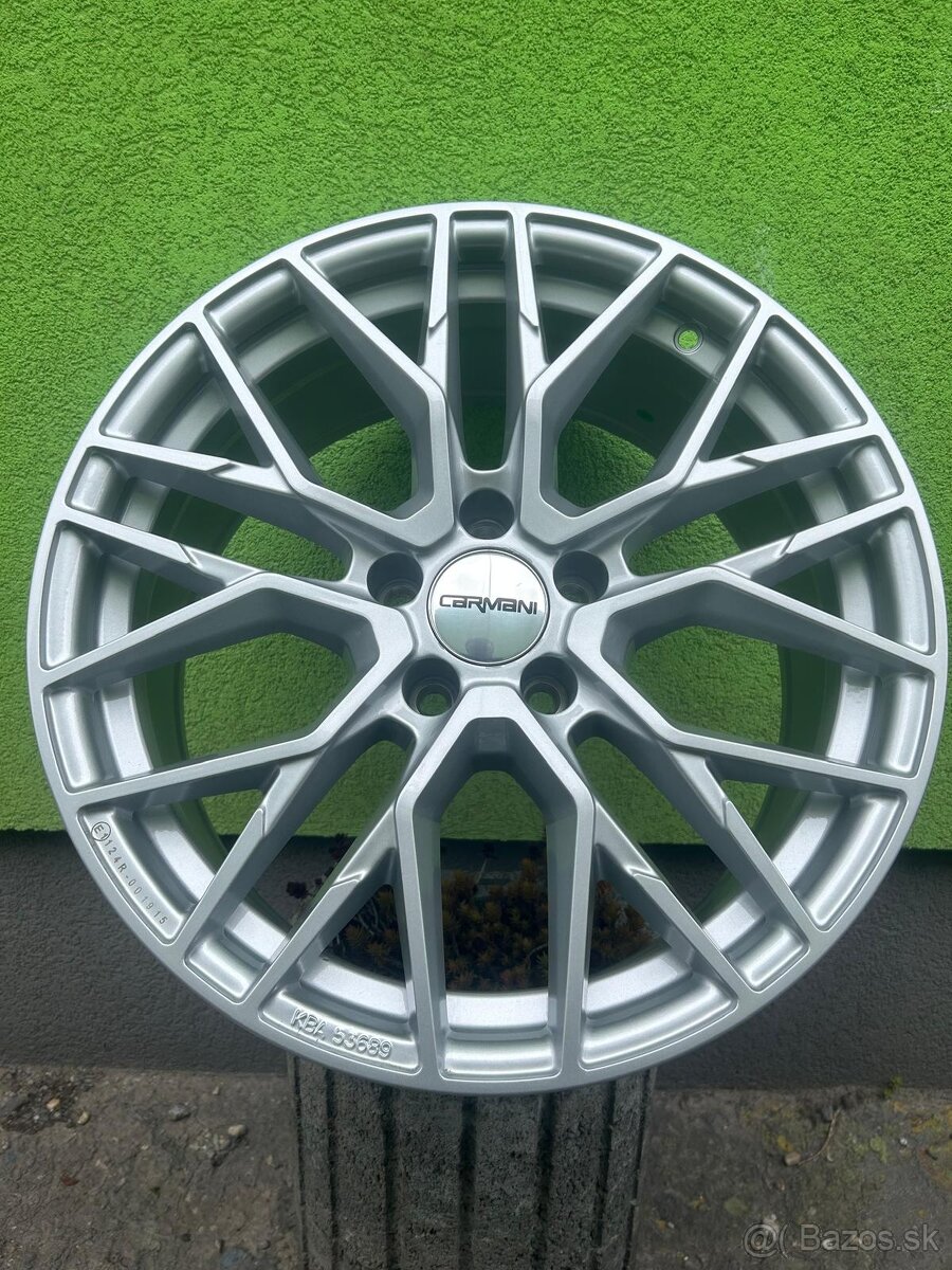 Carmani 20 Ludwig 8x18 5x112 ET30 White Silver 66.6