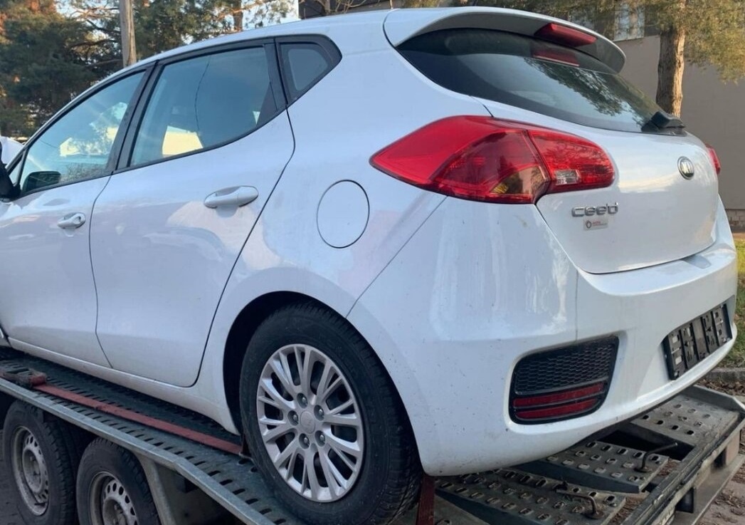 Kia Ceed 2016 1.4 predám MOTOR G4LC, DVERE, PIATE DVERE,