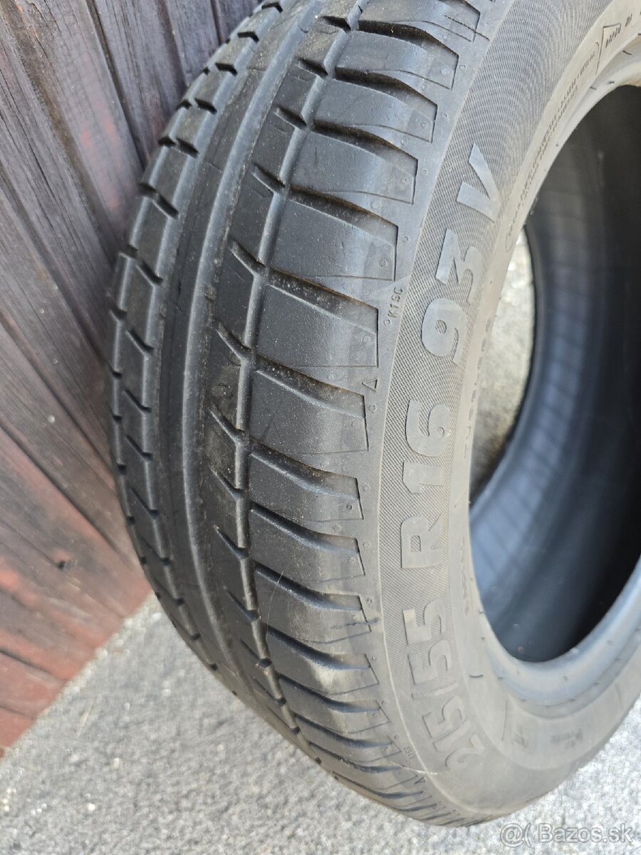 pneu Sebring 215/55 r16
