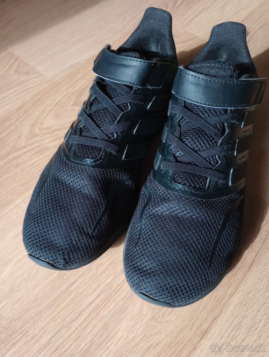 tenisky adidas vel 35