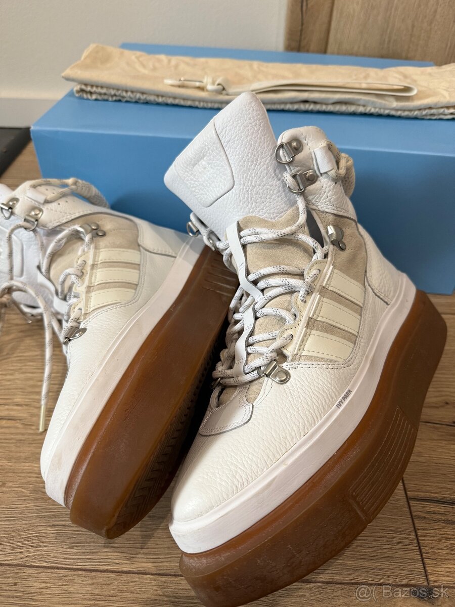 Tenisky Ivy Park Super Sleek Boot