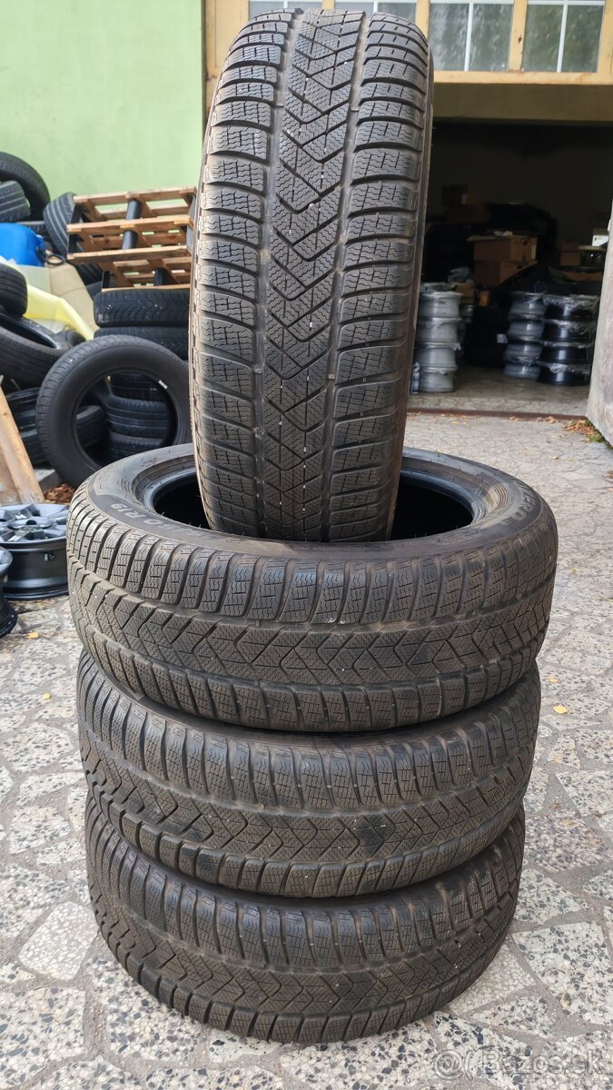 Zimné pneu 245/50 R19 --- PIRELLI RSC