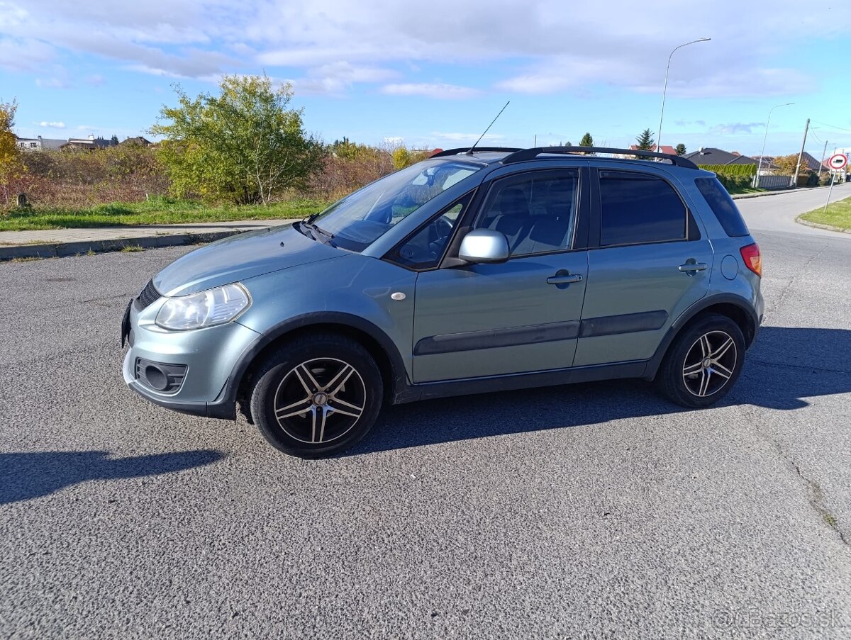 Suzuki SX4