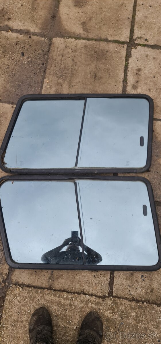 Zadné bočné okná na Nissan Patrol Y60 Wagon