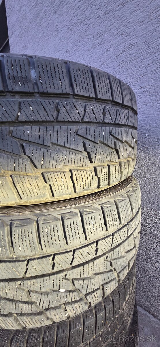 Predam zimne pneu 225/40r18