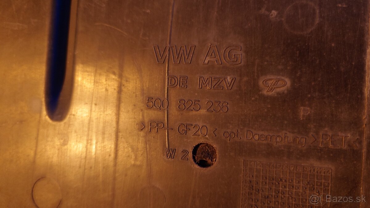 Spodný kryt motora Škoda Octavia 3