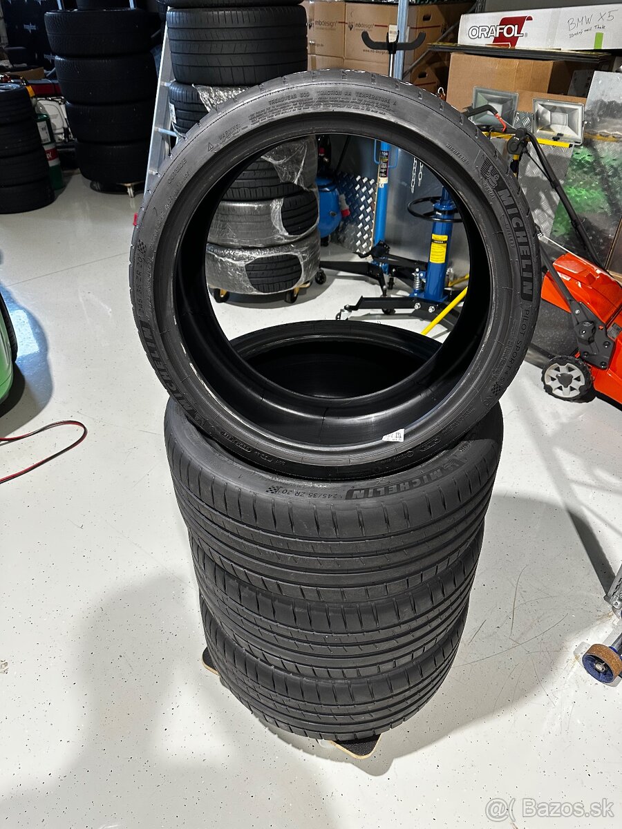 Michelin Pilot Sport 4s 245/35 r20
